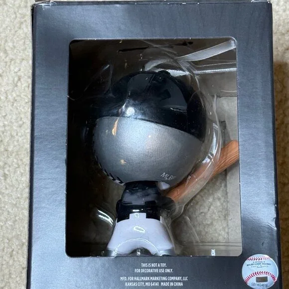 Hallmark Keepsake - Chicago White Sox Bobblehead Baseball Christmas Ornament - Picture 3 of 4